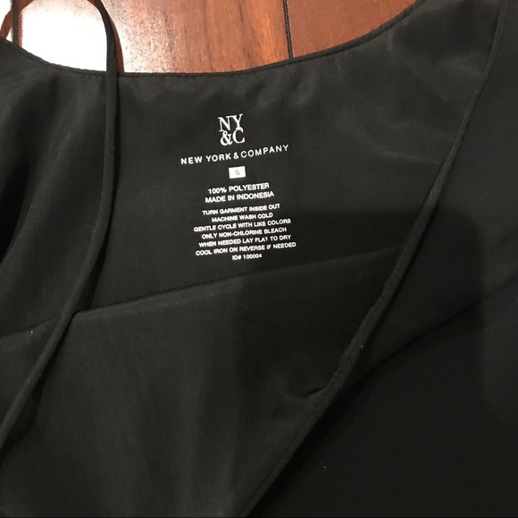 NY & Co Black Cami - Picture 3 of 3